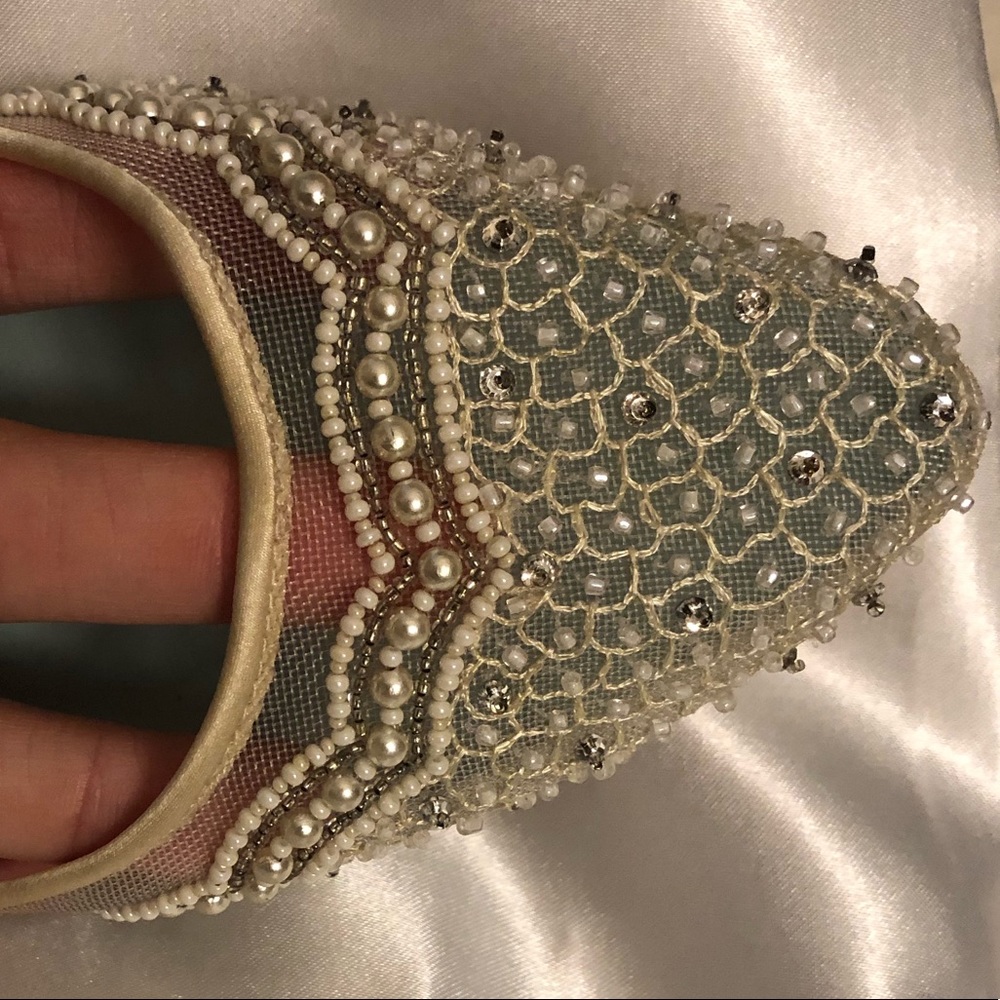 WORN ONCE - Bella Bella ivory flats
